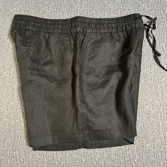 Tommy Bahama Women’s Palmbray High Waist Linen Shorts - Picture 7 of 16